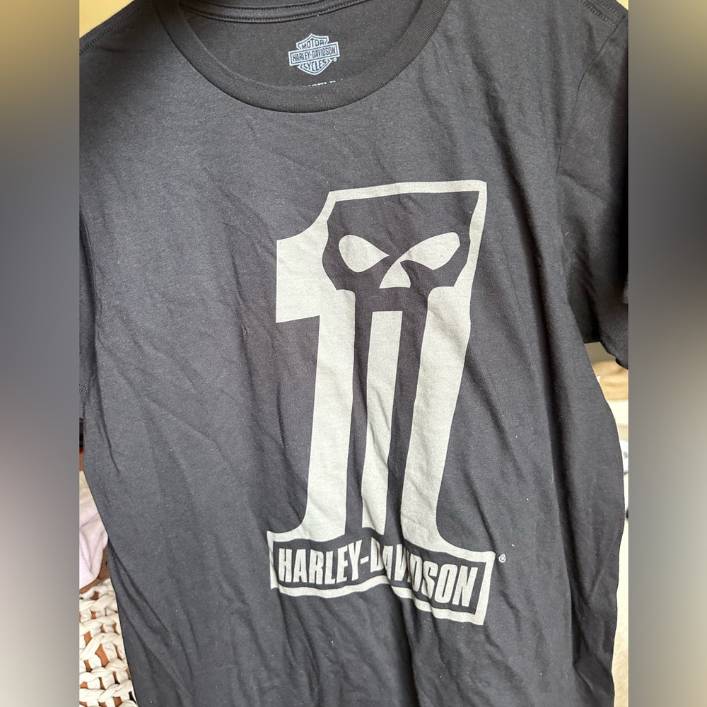 Harley-Davidson Black Skull Graphic Tee